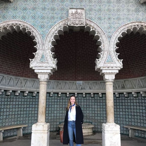 Meet your Posher, Serena - Picture 1 of 1